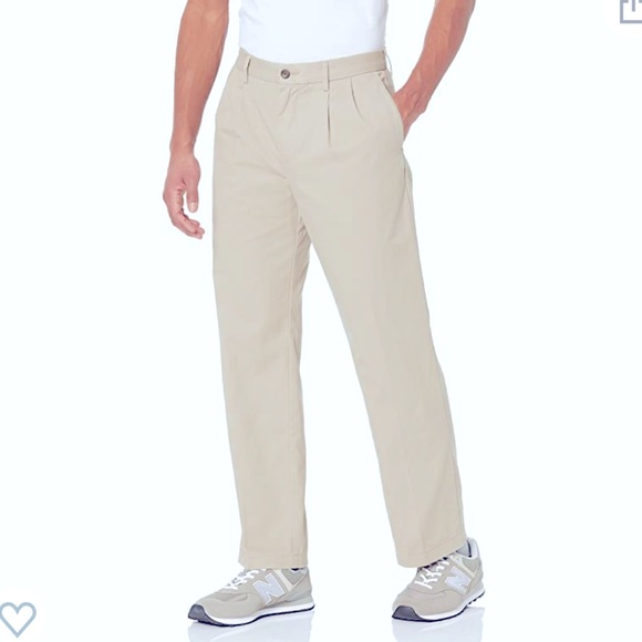 Amazon Essentials Men's Classic-fit Wrinkle-Resistant Pleated Chino Pant New - Picture 8 of 10
